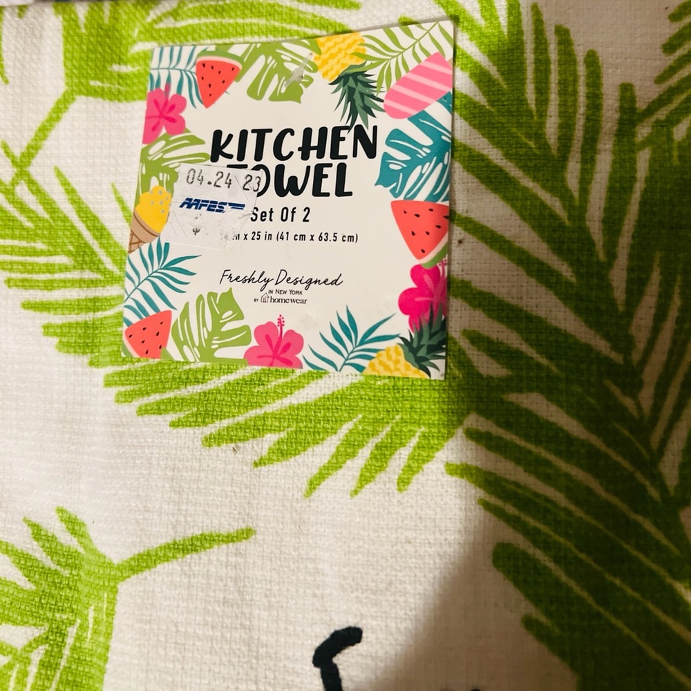 Tropical Print Kitchen Towels Set of 2